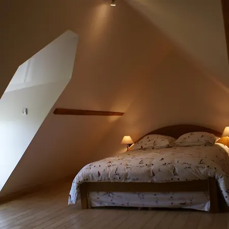 Le Puits Au Quertier 3*